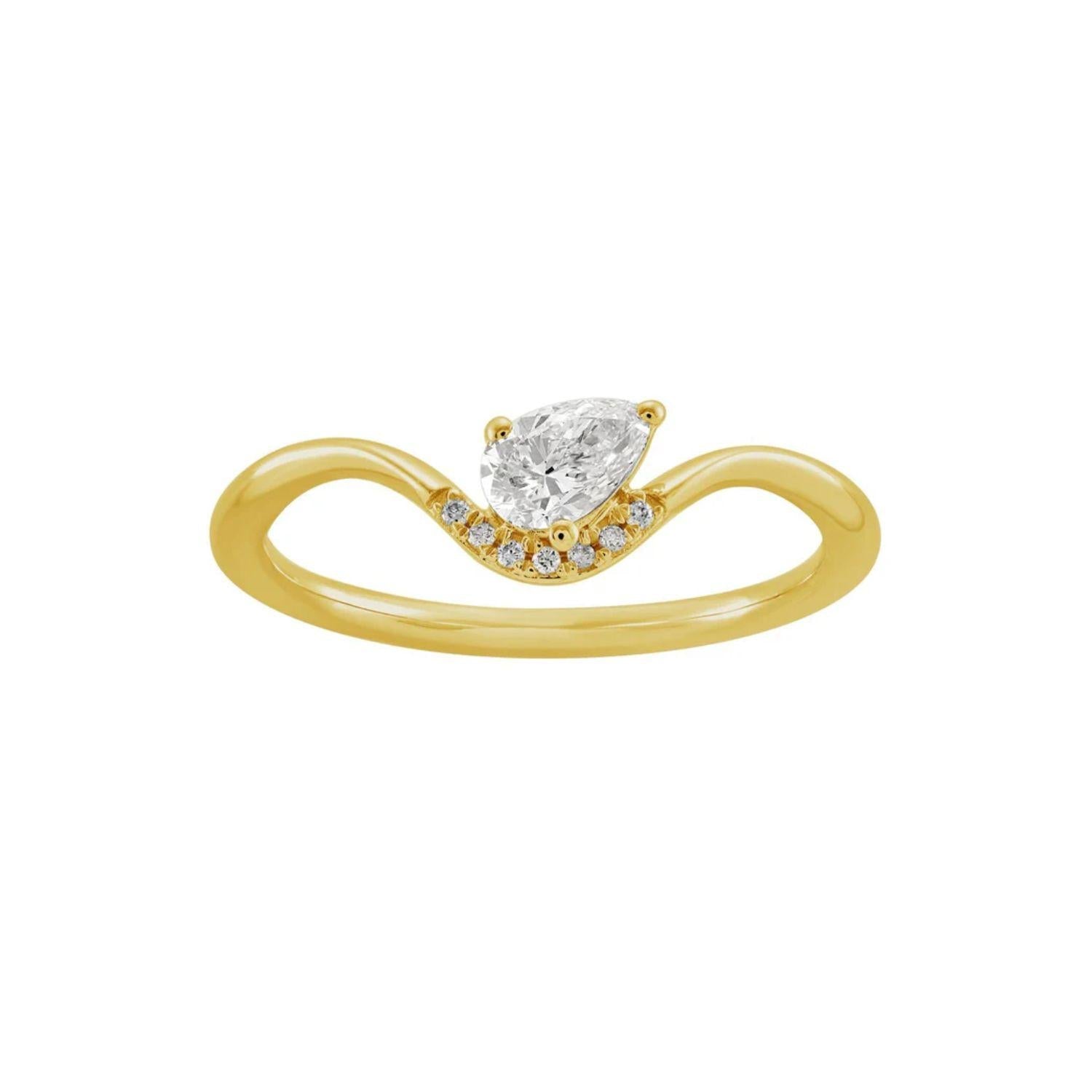 Dainty Pear Swirl Ring