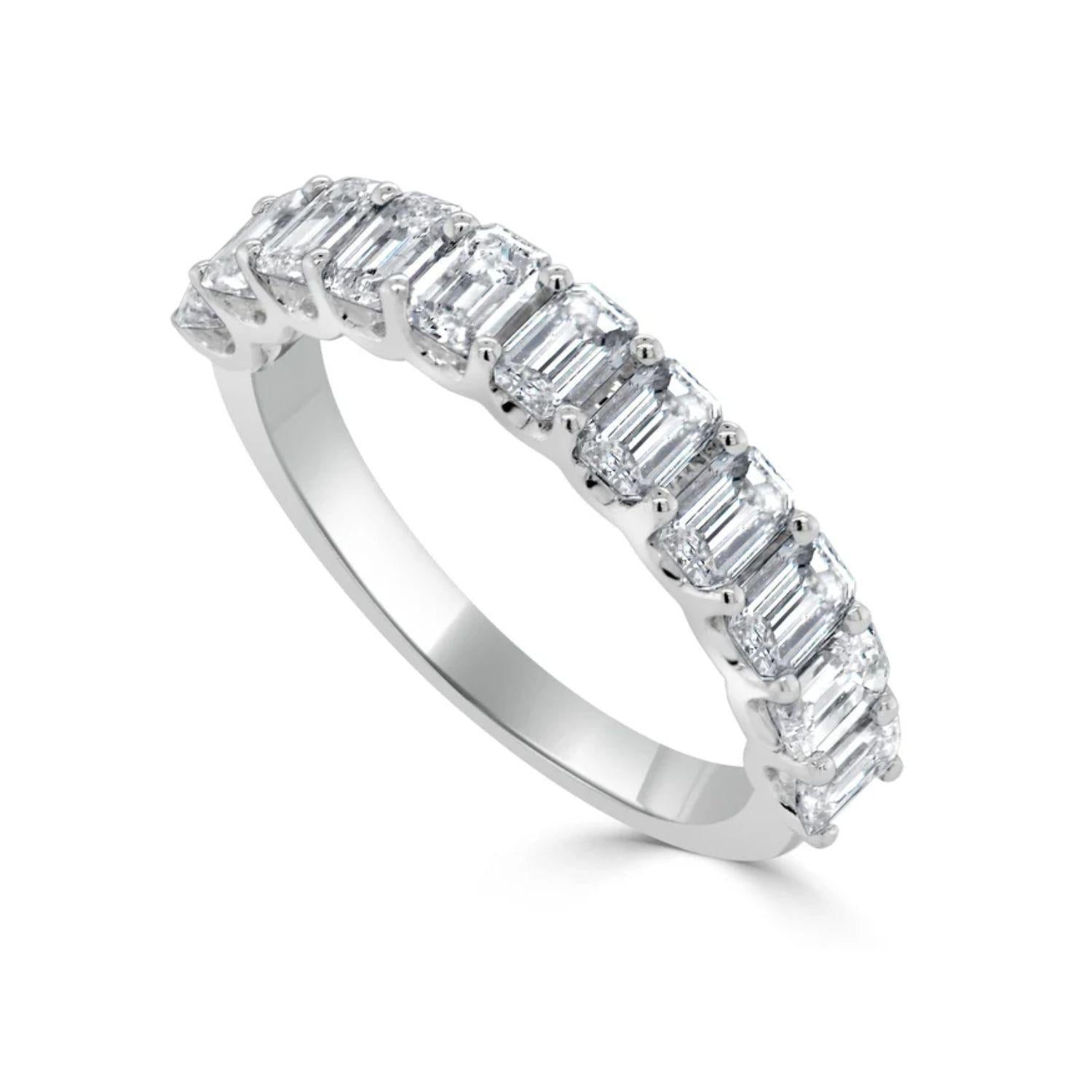 Emerald - Cut Diamond Band
