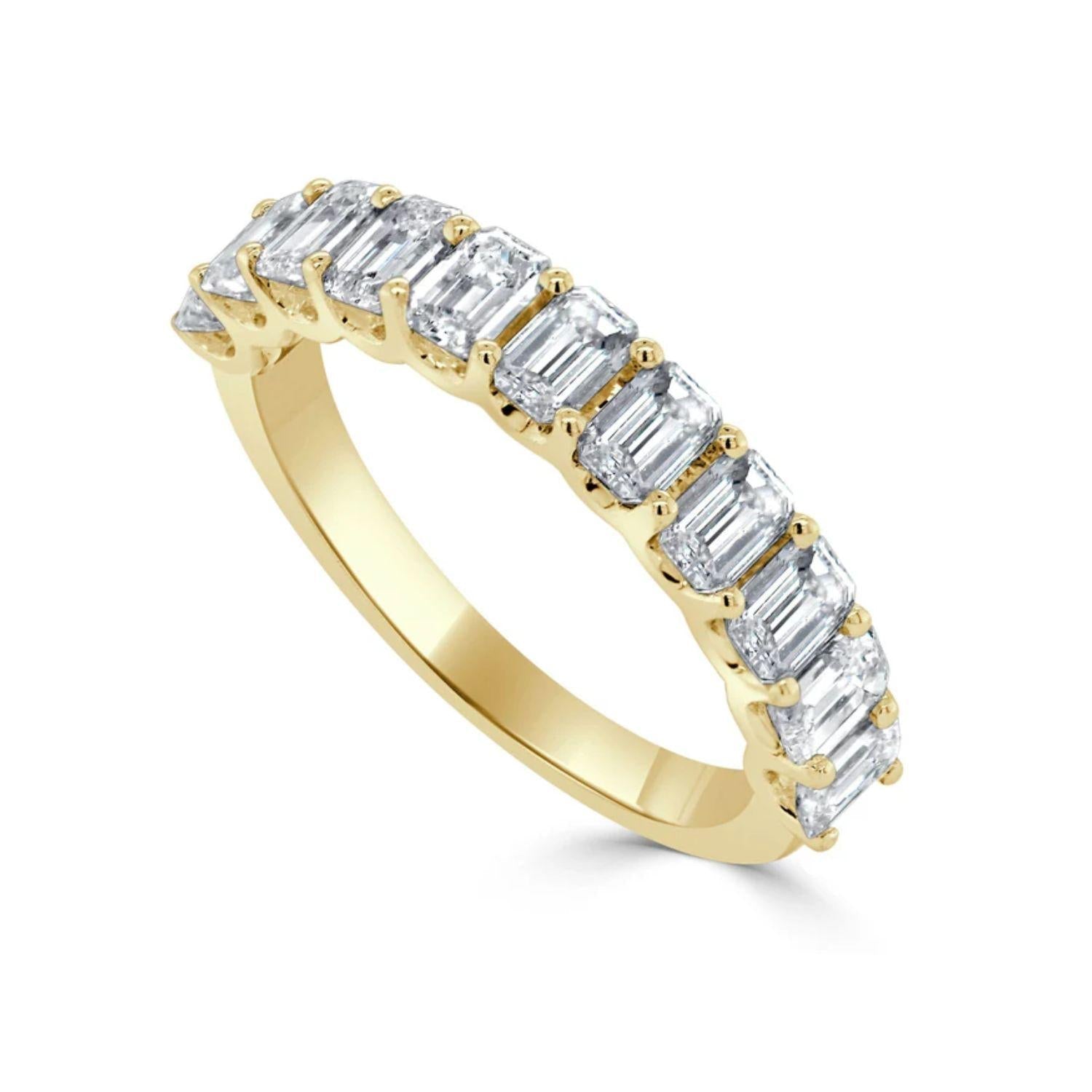 Emerald - Cut Diamond Band