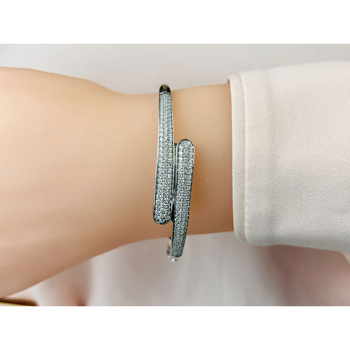 Luxe Diamond Bangle