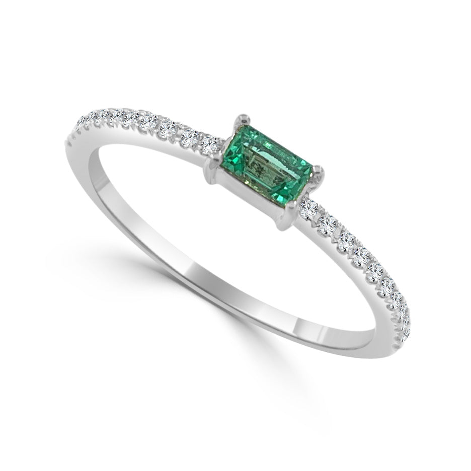 14k Gold Emerald & Diamond Ring