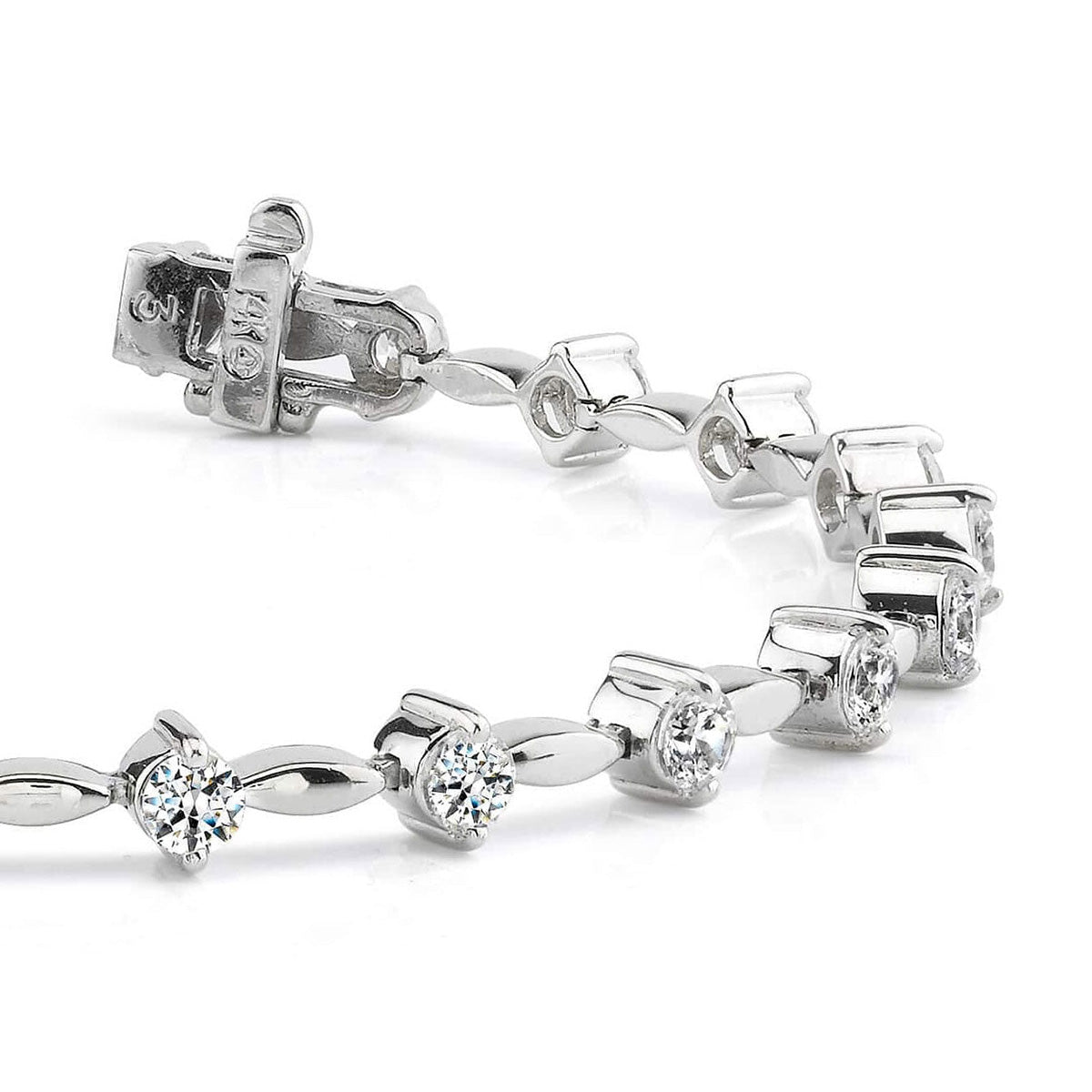 Classic Diamond Link Bracelet
