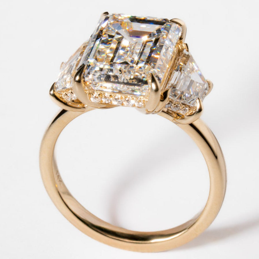 Luxe Emerald Engagement Ring