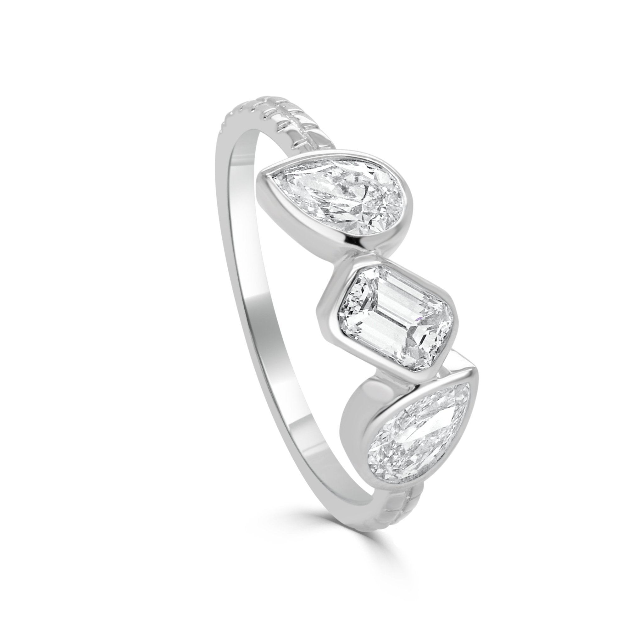 Diamond Mix - Shape 3 - Stone Ring