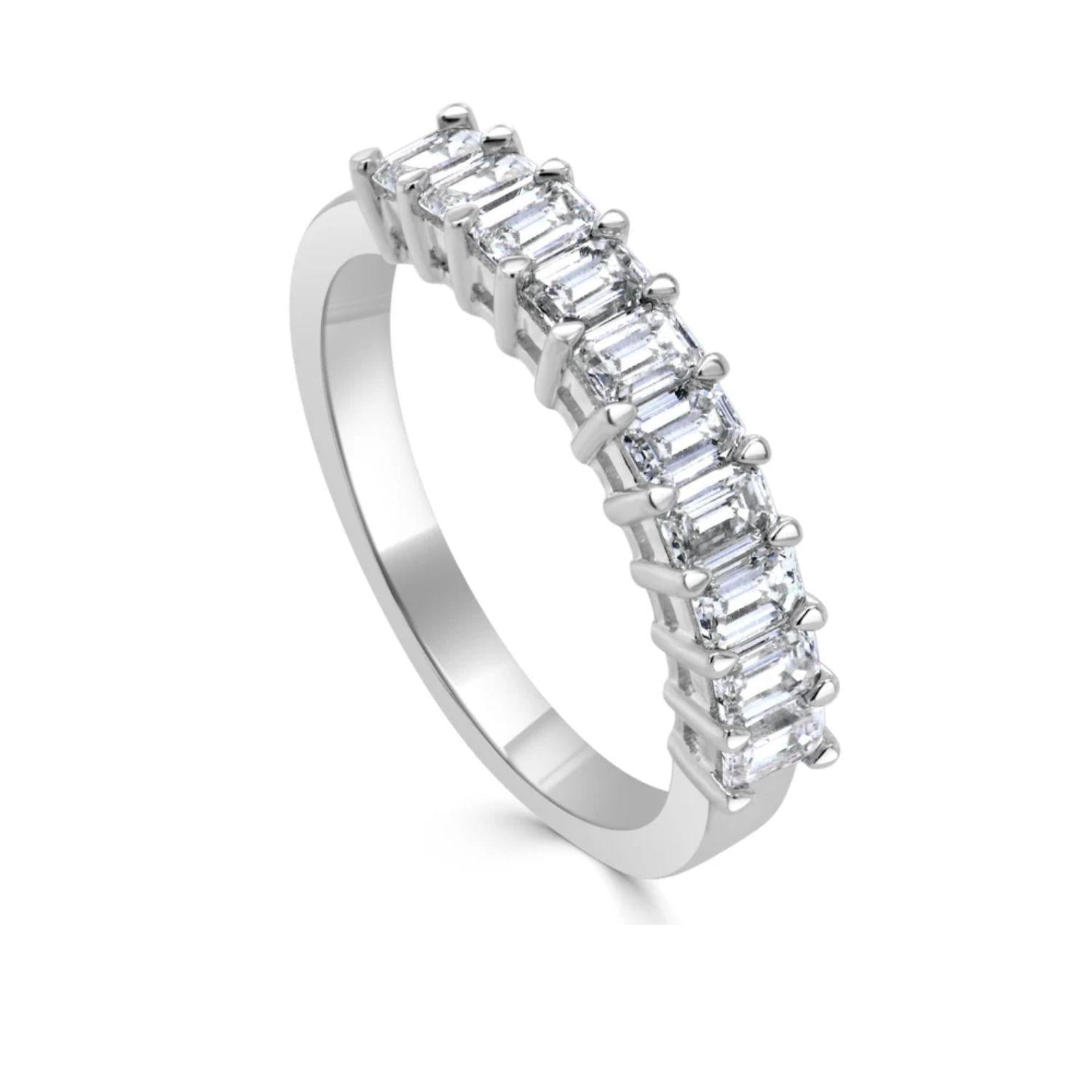 Emerald - Cut Diamond Band
