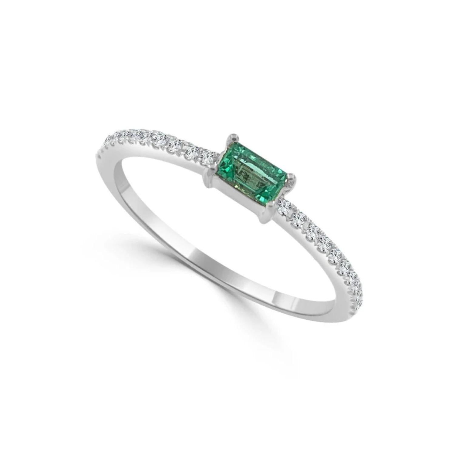 Emerald Diamond Ring