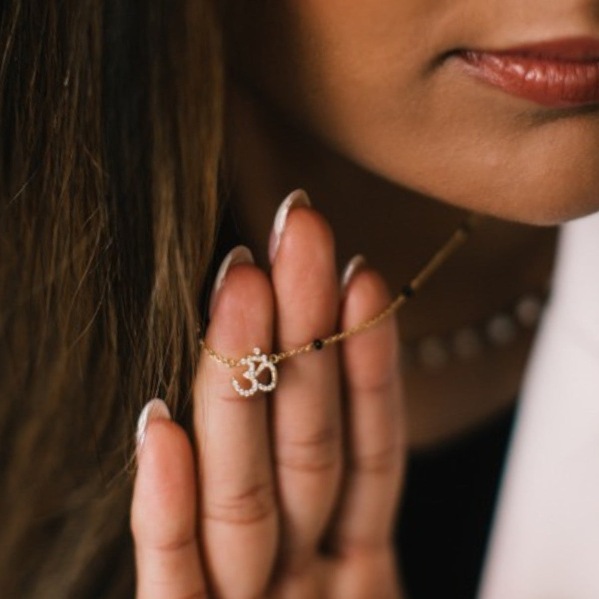 Om Diamond Mangalsutra