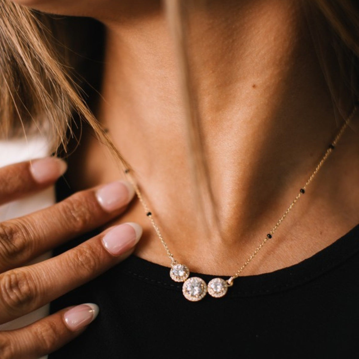 Three Stone Halo Mangalsutra