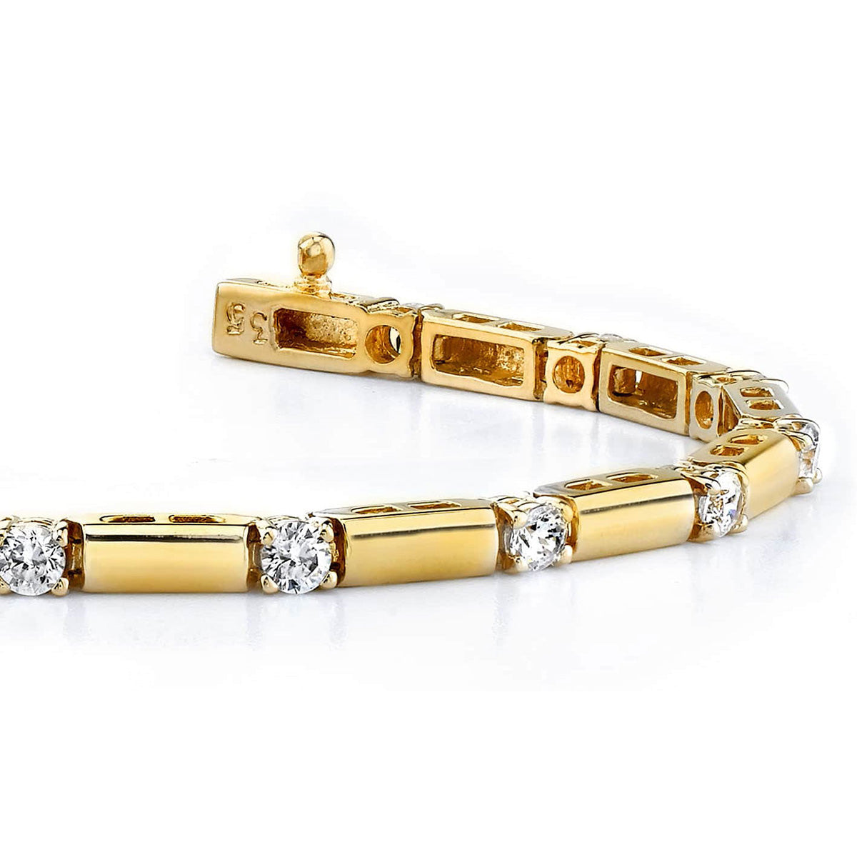 Clean Design Diamond And Bar Bracelet