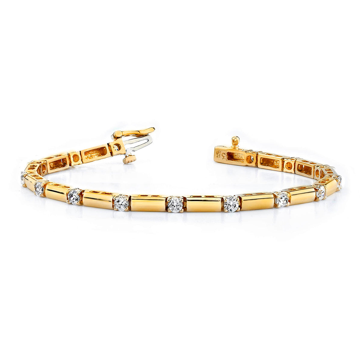 Clean Design Diamond And Bar Bracelet